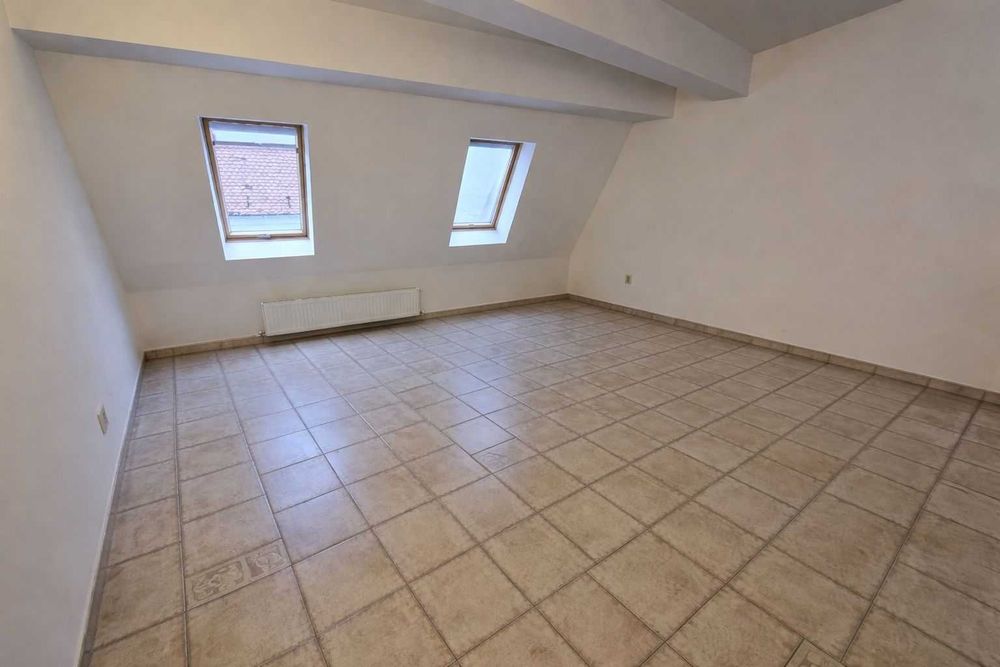Apartament cu 2 camere, in centrul Clujului.