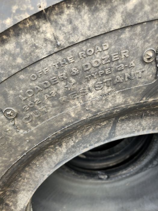 Anvelope 26.5 R 25 Bridgestone.