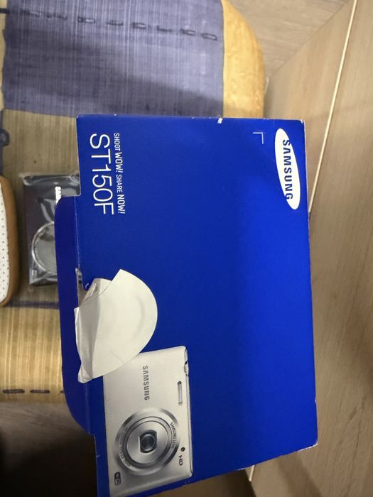 Фотоапарат Samsung ST150F с Wi-Fi + калъф