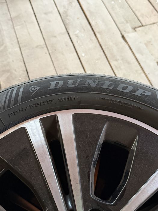 Jante aliaj originale Mercedes plus anvelope Dunlop M+S