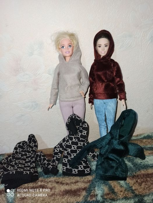 Платья для кукол и толстовки
