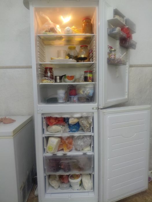 Продам холодильник