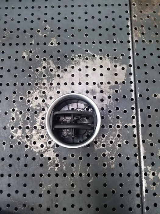 Grila ventilatie bord suzuki vitara ly 7363054p0