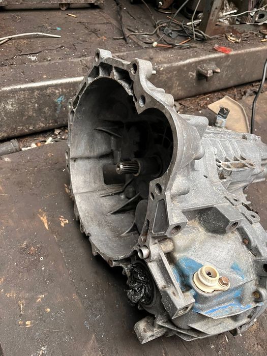 Коробка Mitsubishi Space Wagon