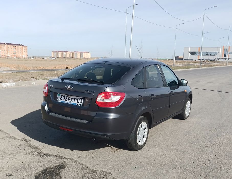 Продам гранта лифтбек