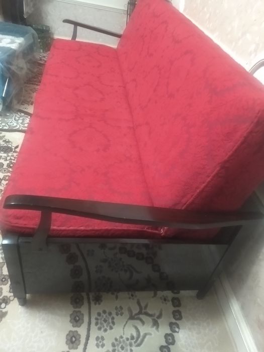 продаётся раскладной Деван