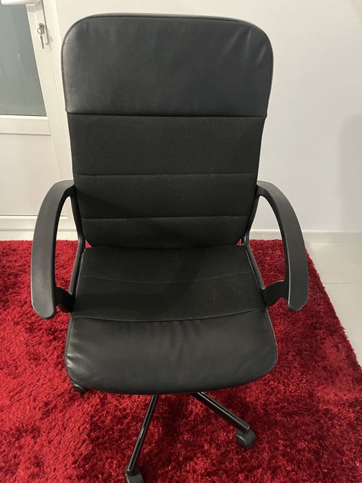Scaun birou IKEA RENBERGET, confortabil, regabil, design modern