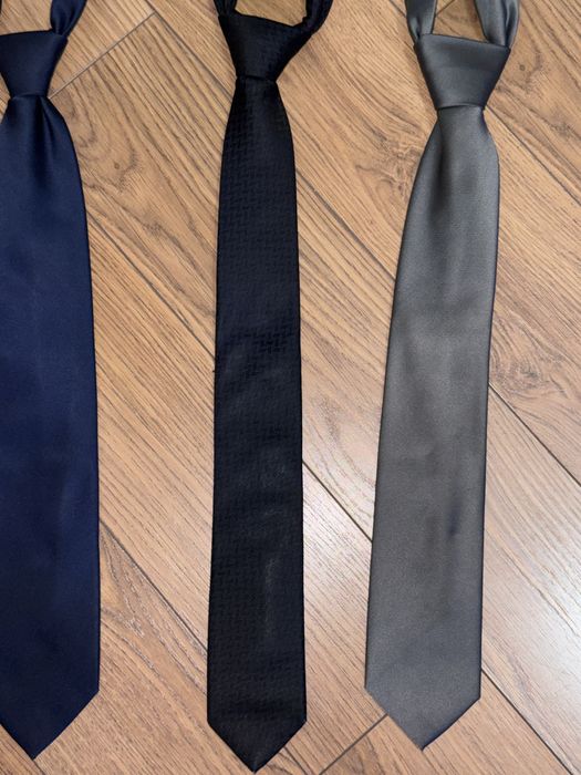 3 броя вратовръзки за 5 €