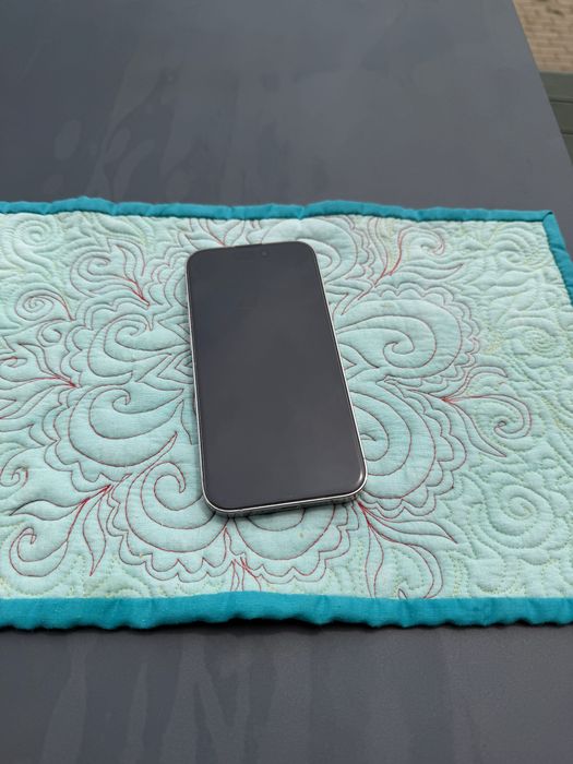 Продам iPhone 14 Pro в отличном состоянии