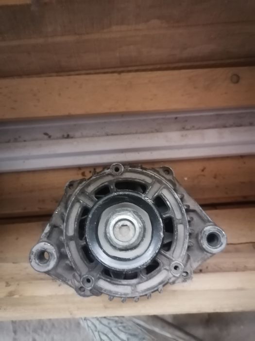 Продаётся генератор для автомоля спарк 1.0