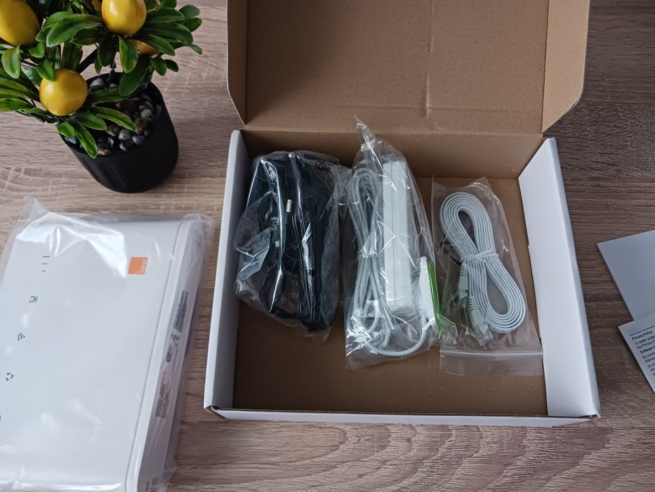 Router Huawei B310 cu SIM Modem 4G Hotspot WiFi decodat