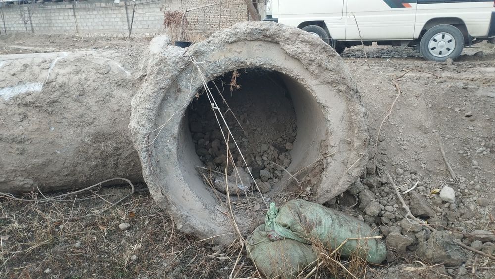 Битон труба сотилади