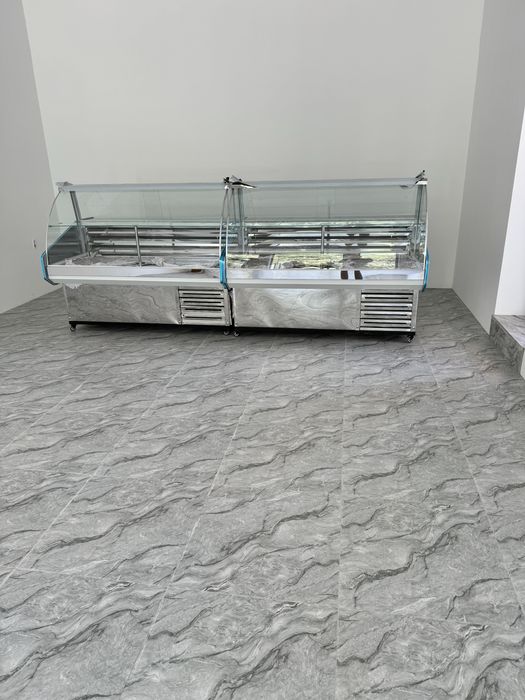 Витриьни холодильник