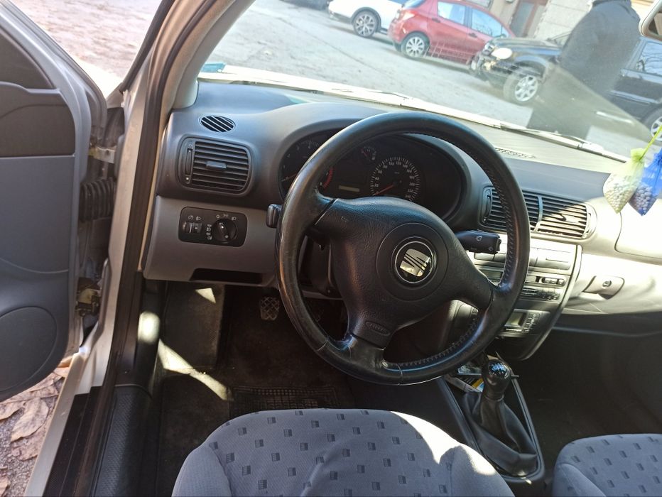 Seat Toledo 1.6 101 к.с./ 2001г