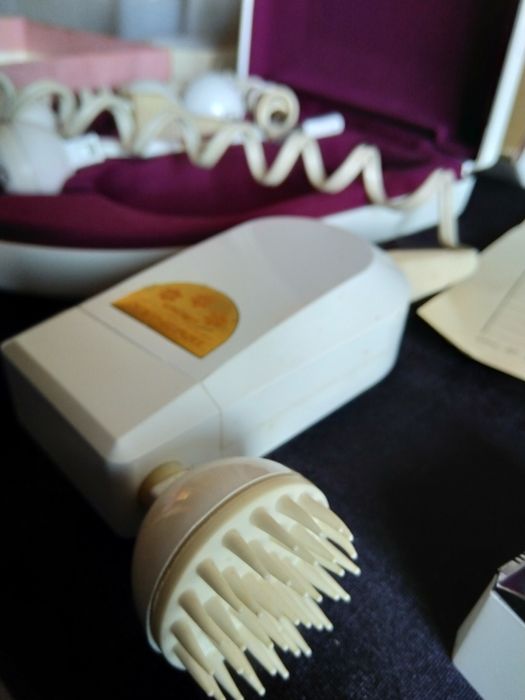 Руски електрически масажор и машинка за бръснене от 1988 г.