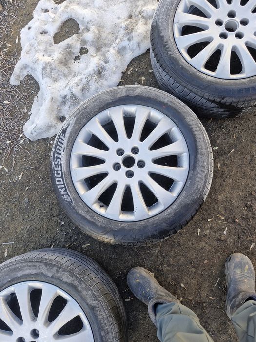 Продам комплект колес