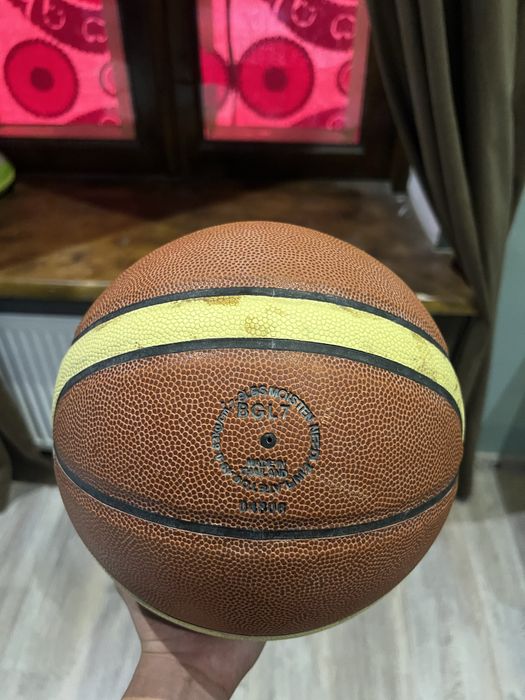 Баскетбольный мяч