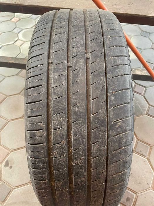 Nexen шины 4 штуки 235/55/18