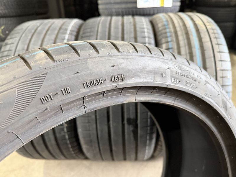 275/35/22 315/30/22 Pirelli 4piese