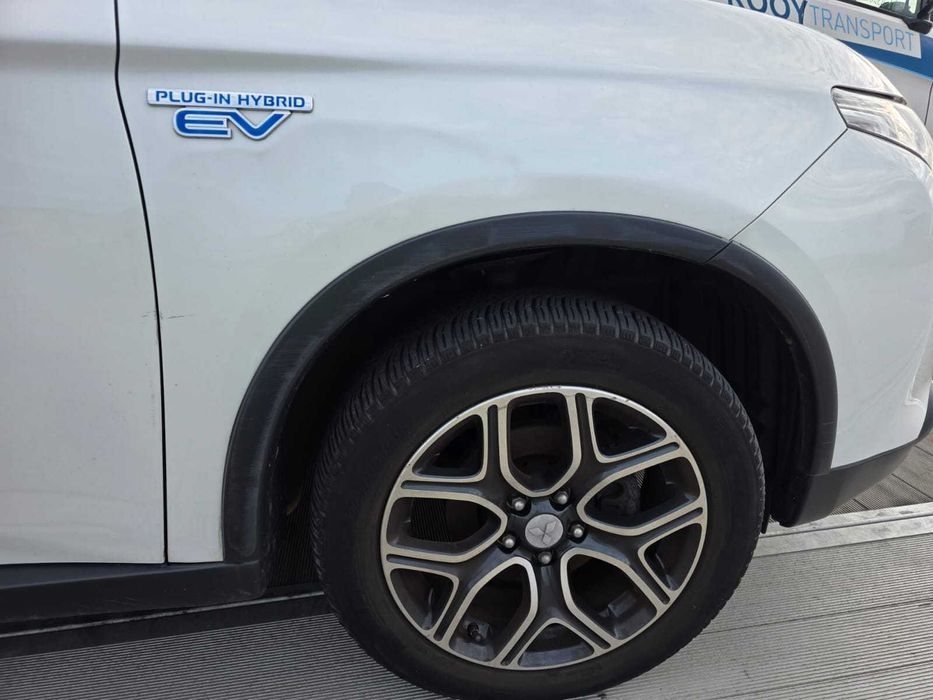 Dezmembrez MITSUBISHI OUTLANDER PHEV 2015 -  sau asa cum este