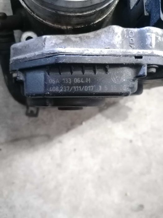 Clapetă accelerație volkswagen 2.0 benzina
