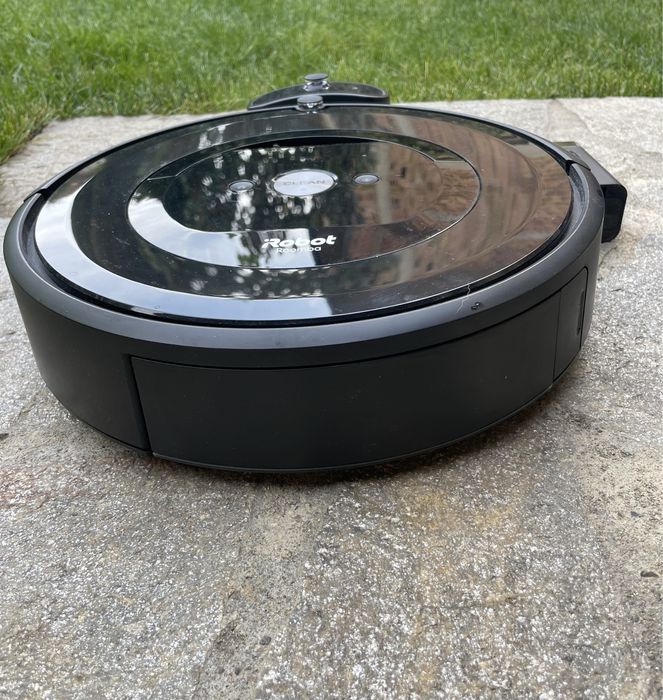 Прахосмукачка Irobot Roobma E5