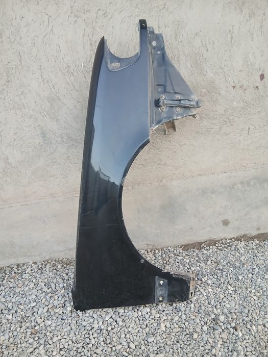 Крыло на Audi С4