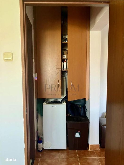 Aradului, 2 Camere, Centrala Proprie, Decomandat, Bloc Izolat