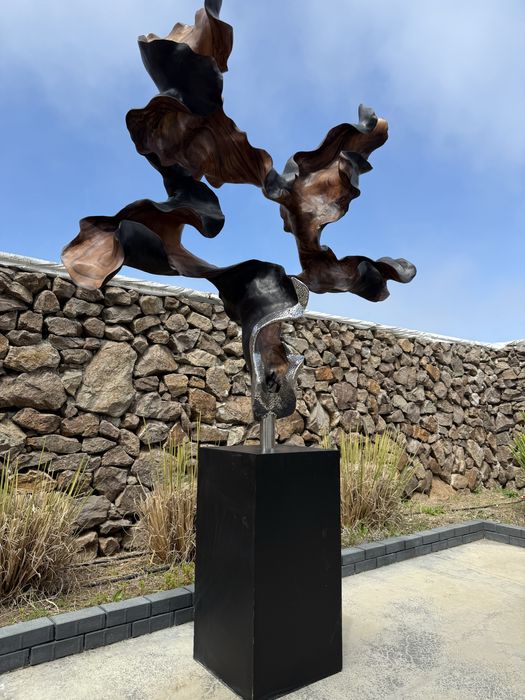 Скулптура / статуя от дърво и метал