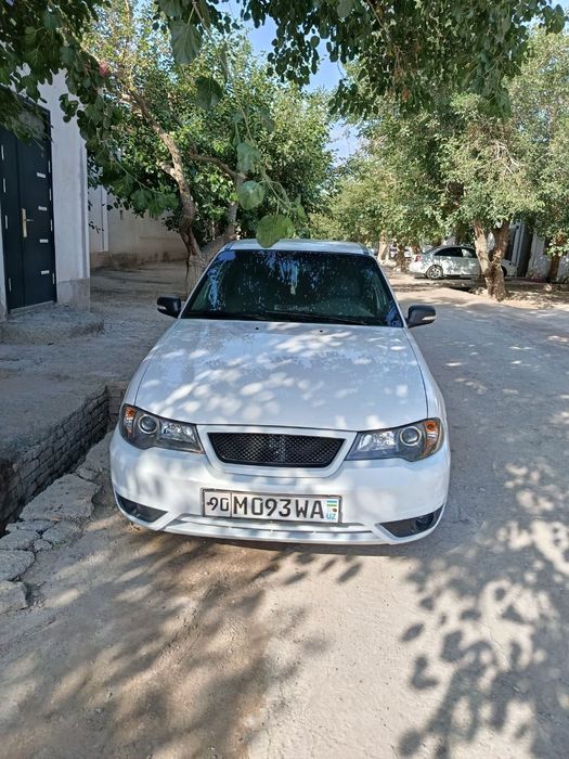 2010yil nexia 2 sotiladi