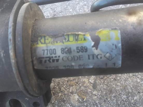 Рено Меган купе(коуч) на части