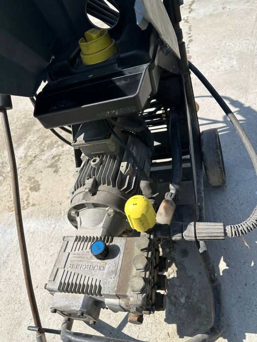Karcher сотилади