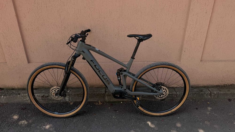 Focus Thron 2 29''er Bosch CX E-bike bicicleta electrica 2200km Hybrid rockshox Sram 1x12