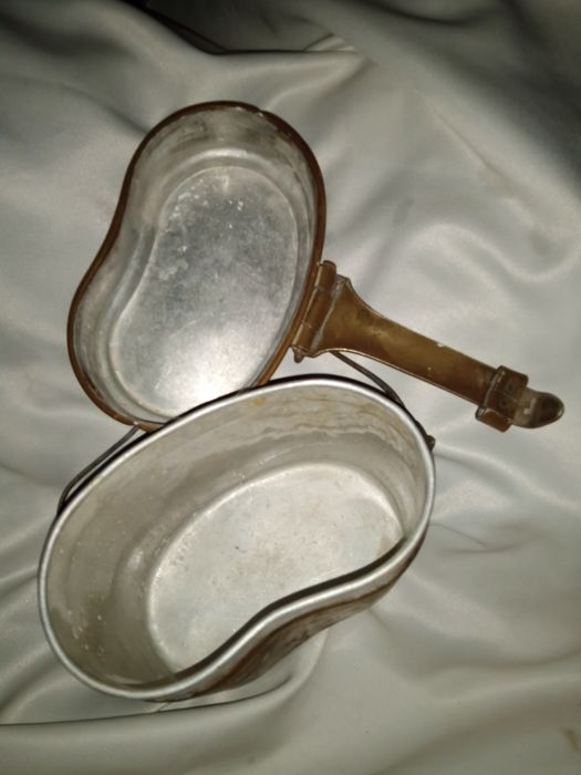 Армейский котелок.