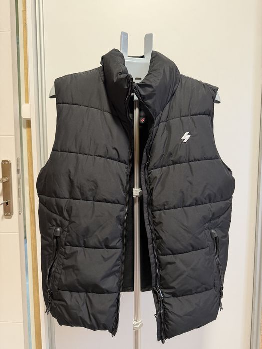 Подплатен елек superdry M размер като нов