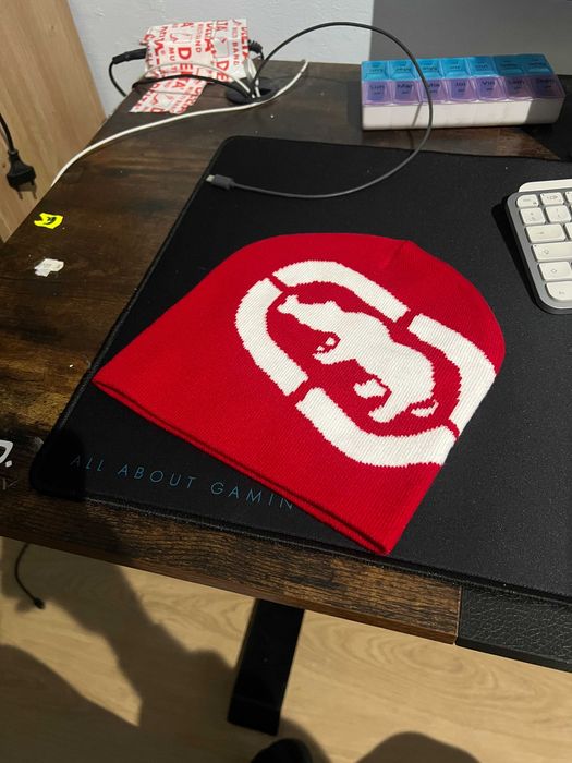 beanie ecko vintage y2k