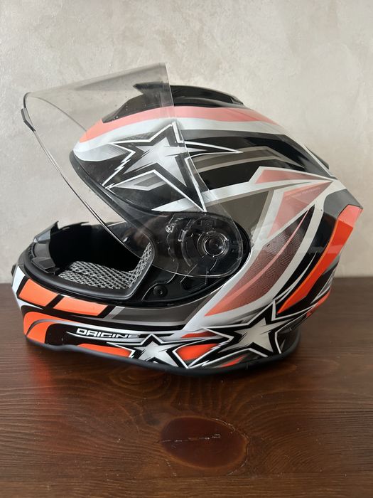 Vand casca moto