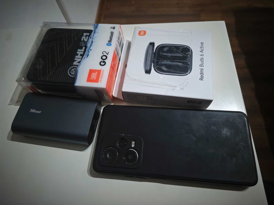 Pachet Telefon mobile Xiaomi Redmi Note 12 Pro+ Casti Boxa Baterie