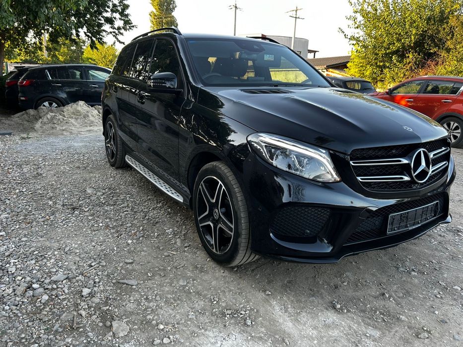 Capotă motor Mercedes GLE 2018 cu defect reparabil
