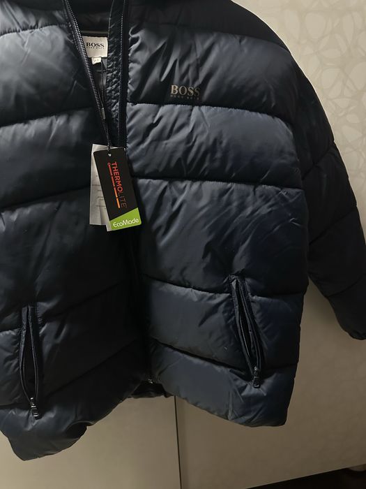Яке Hugo Boss размер S -14 години