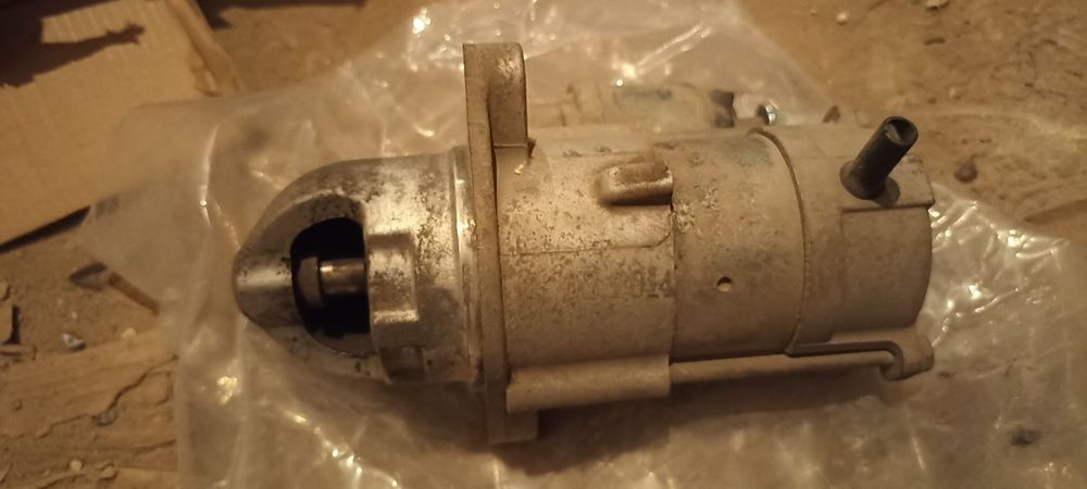 Продам генератор на daewoo gentra оригинал