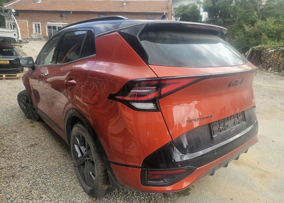 Kia Sportage 1.6 HEV 230к.с. GT line. На части