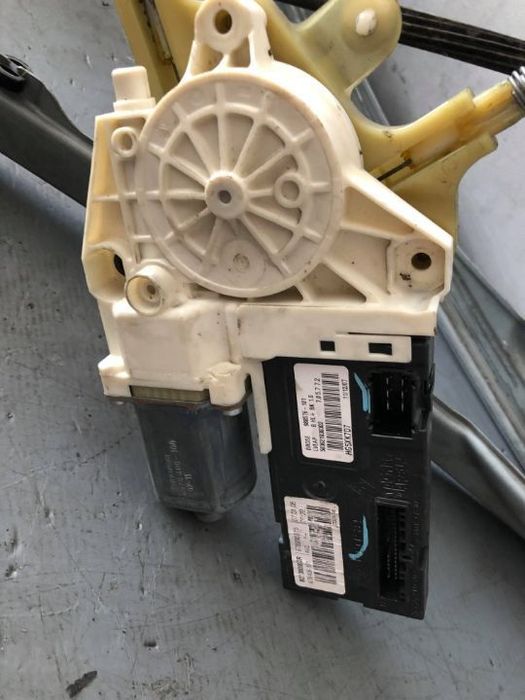 macara geam motoras dreapta fata renault laguna 3