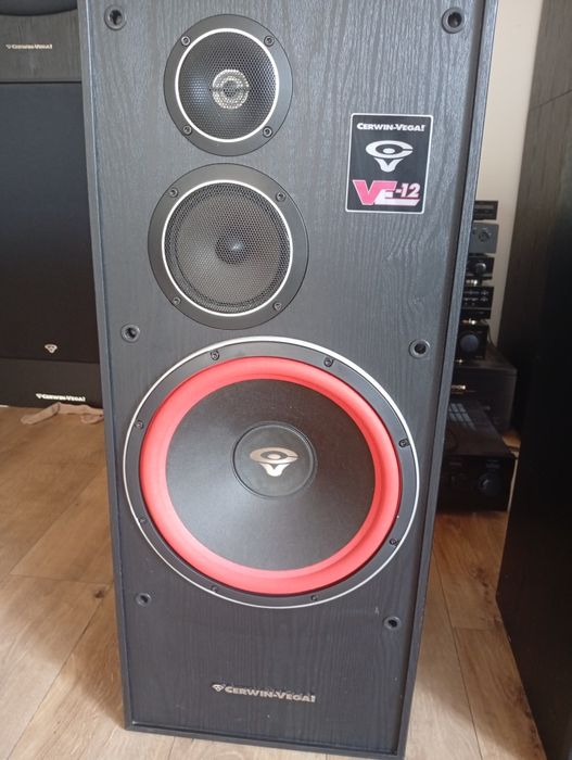 Cerwin Vega VE12
