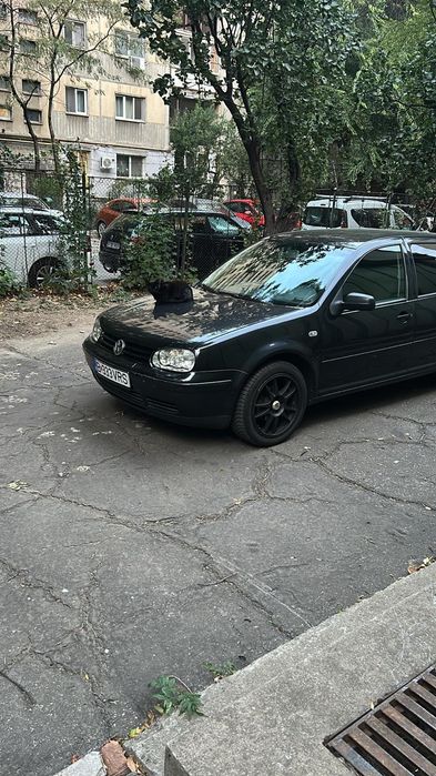 VOLKSWAGEN Golf 2003 — imagine 3