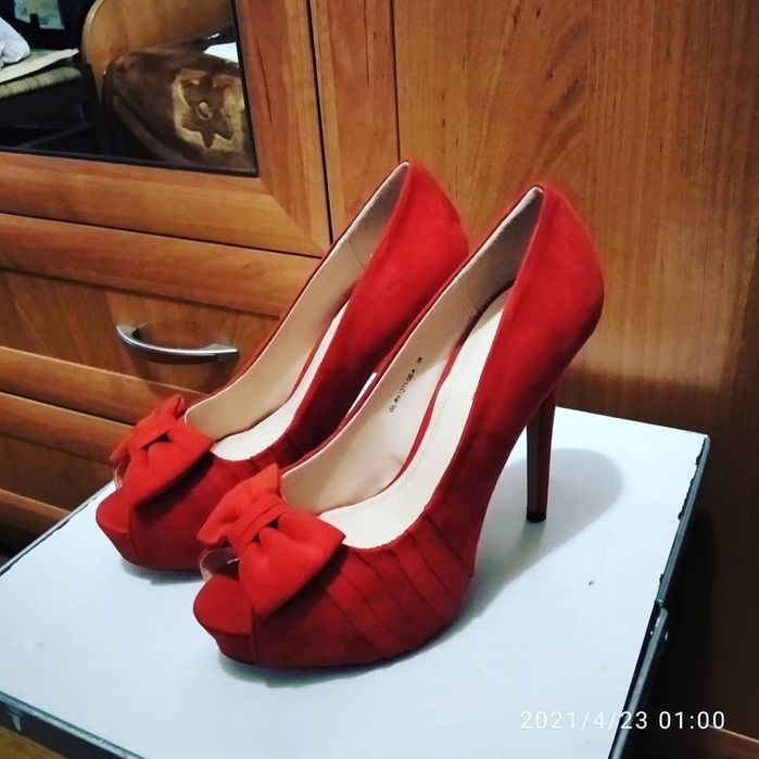 Стильные туфли для ярких девушек! Р-р 38-39!