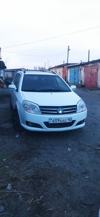 Продам машину Джили