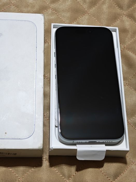 iPhone 16 128 gb ёмкость 100