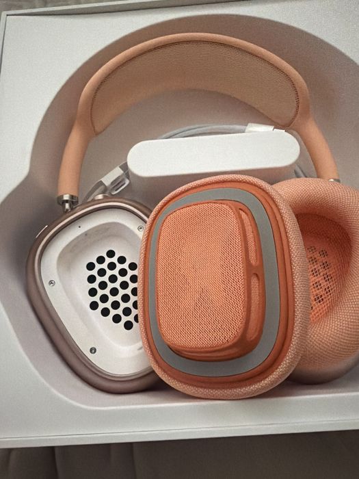 Airpods Max Orange в отличном состоянии