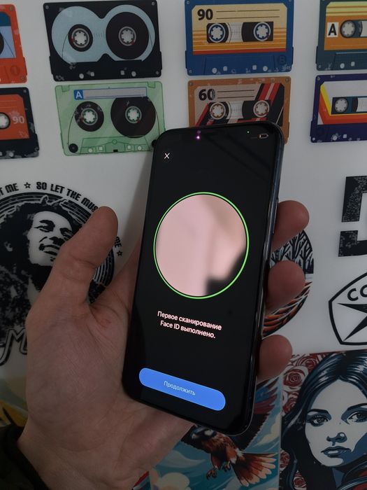 Продам iPhone 11pro Face id True tone всё работает